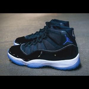 Looking to buy any condition Jordan 11 Space Jam
